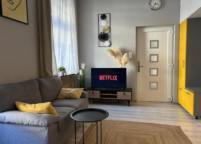 Apartmán Majestic Loft With Two Bedroom By The Synagogue
