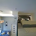 Majestic Loft With Two Bedroom By The Synagogue