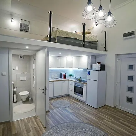 Onyx Apartment *